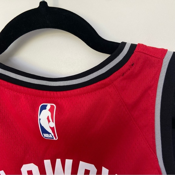 NBA Toronto Raptors 2019 Swingman Jersey - Lowry - Picture 7 of 14